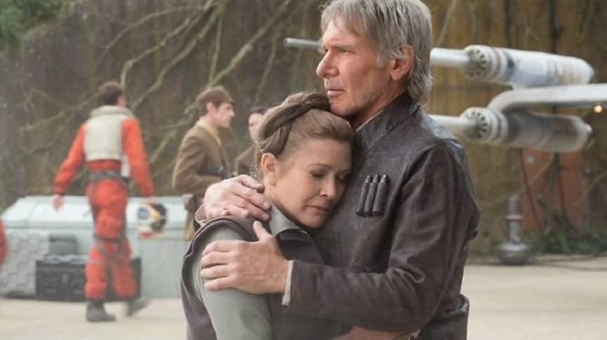 Carrie Fisher e Harrison Ford em cena de "Star Wars: O Despertar da Força" (2015) imagem: Divulgação